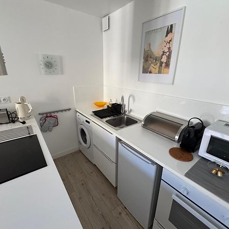 Bel Appartement Terrasse 4 Etoiles Intra Muros Aigues-Mortes Exterior foto