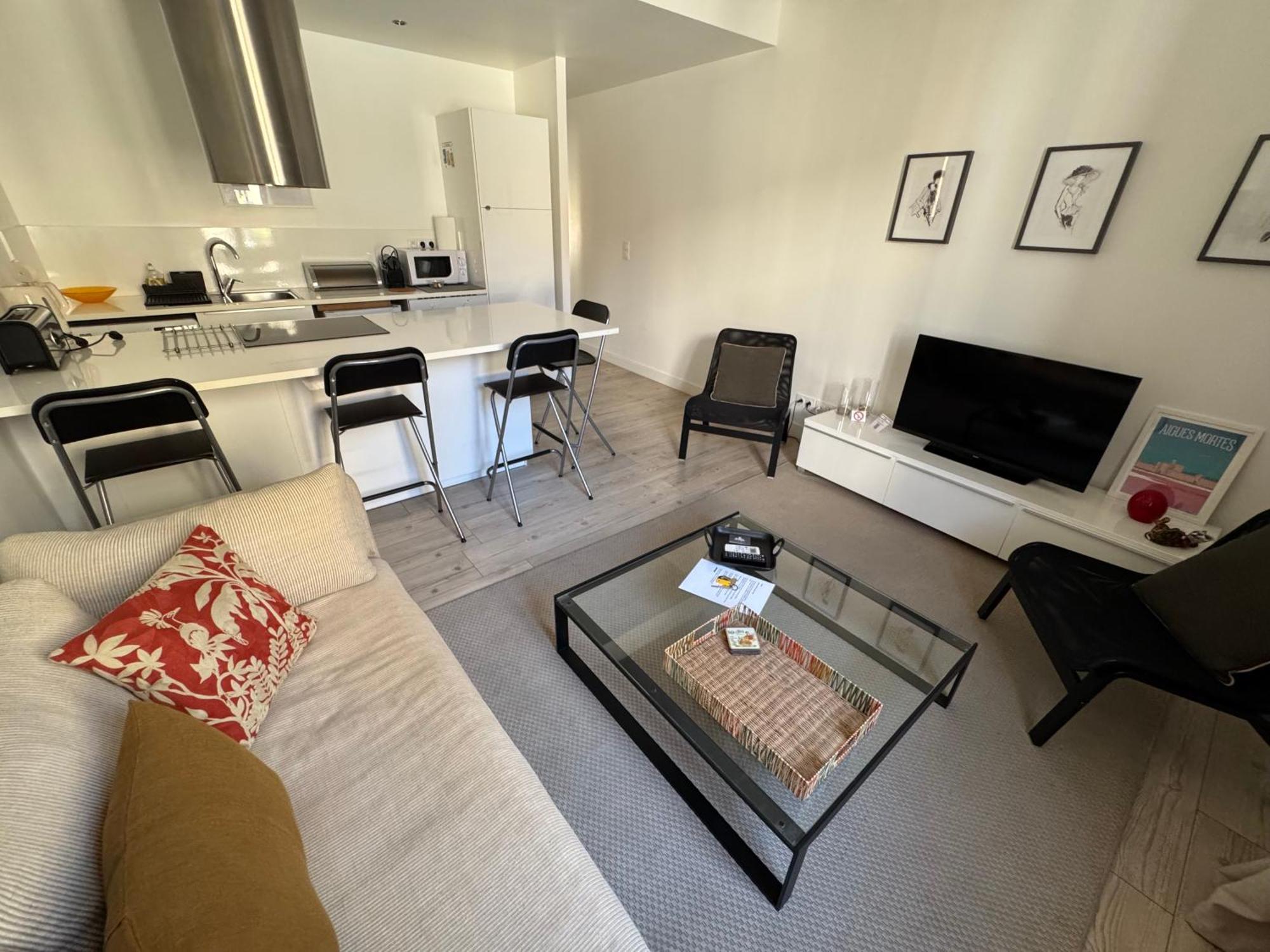 Bel Appartement Terrasse 4 Etoiles Intra Muros Aigues-Mortes Exterior foto